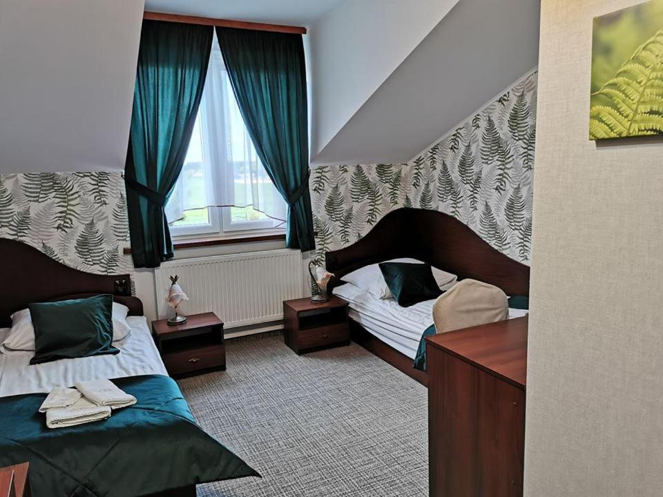 Dworek Nad Stawem & Laznia Piwna Ostrow Mazowiecka Exterior photo